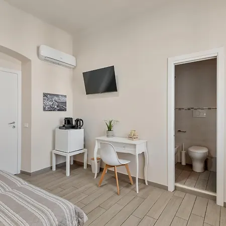 The Old Station Guest house 3*