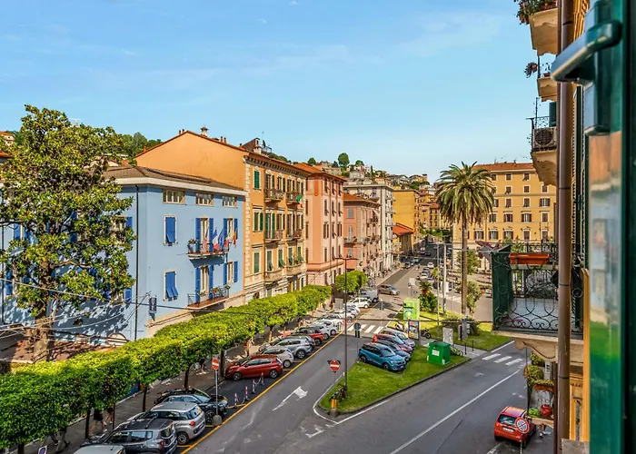 The Old Station بيت ضيافة