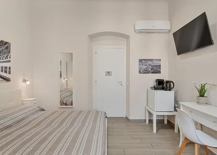 The Old Station Guest house 3*