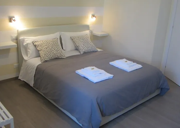 The Old Station Guest house 3*